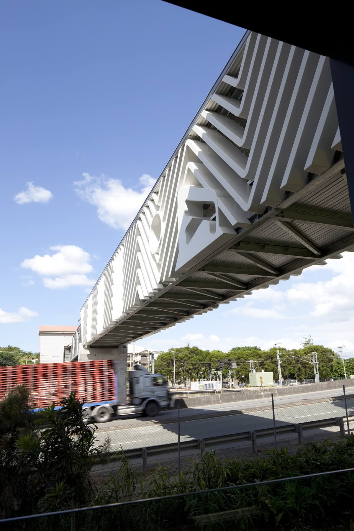 Rod Laver Footbridge - m3architecture